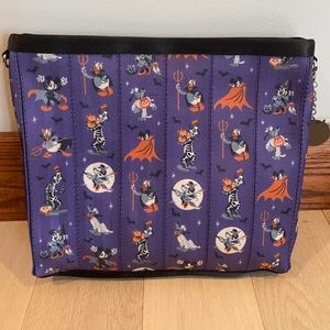 Harvey’s seatbelt Disney Mickey Halloween handbag